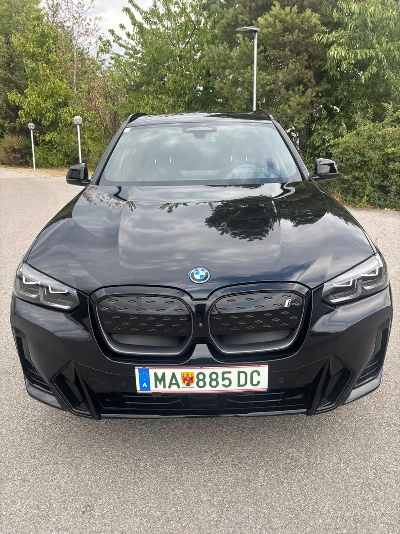 BMW iX3 iX3 Impressive Impressive Schwarz - 2