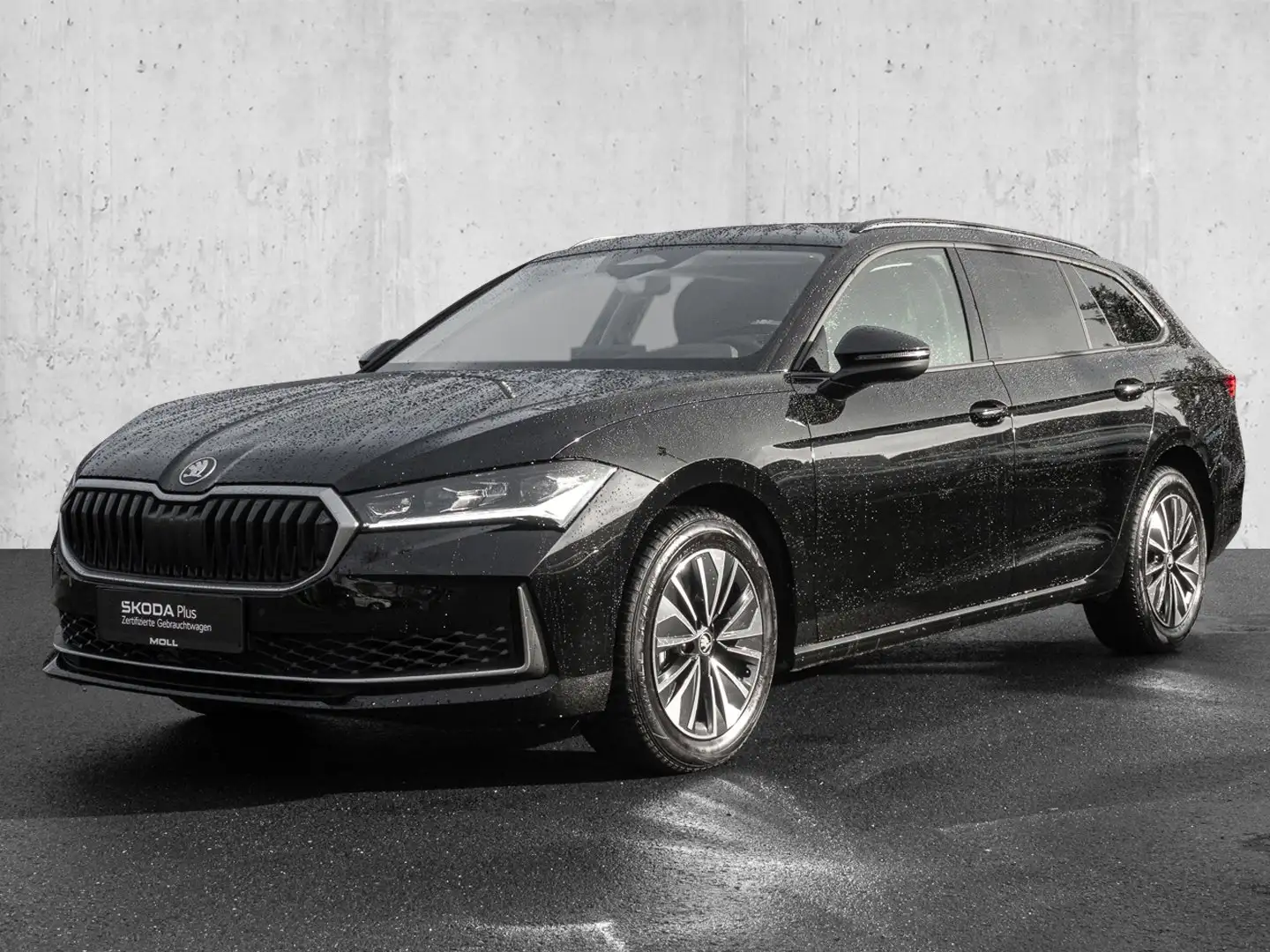 Skoda Superb Combi 2.0 TSI 4Motion DSG Selection Schwarz - 2