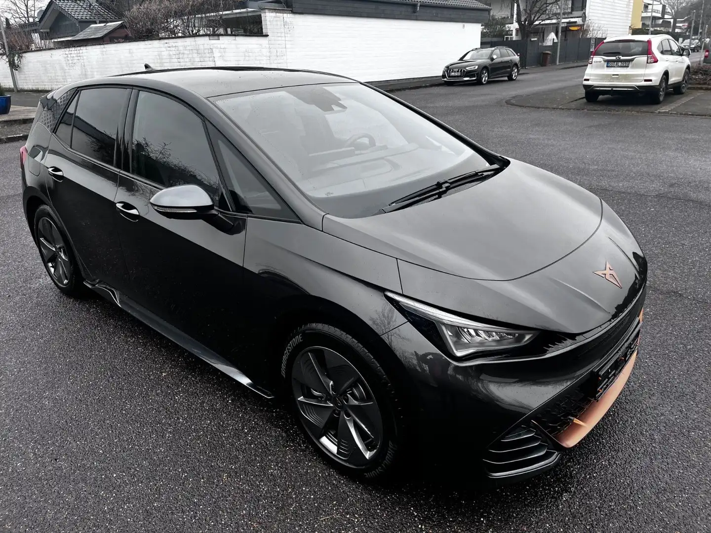CUPRA Born 150 kW Dinamica PilotXL-Plus 360°Cam Šedá - 2