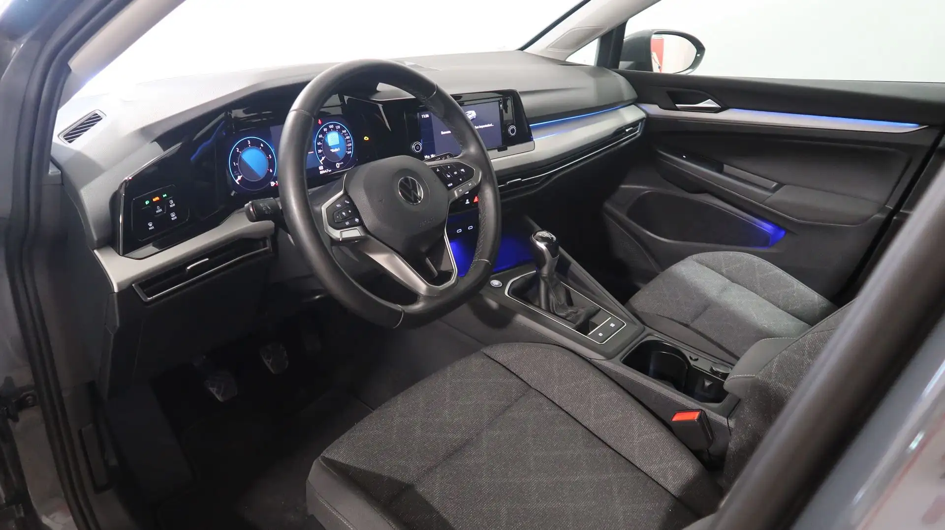 Volkswagen Golf 2.0 TDI Life Grijs - 2
