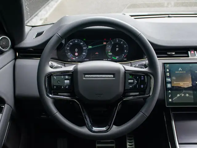 Land Rover Range Rover Evoque view 7