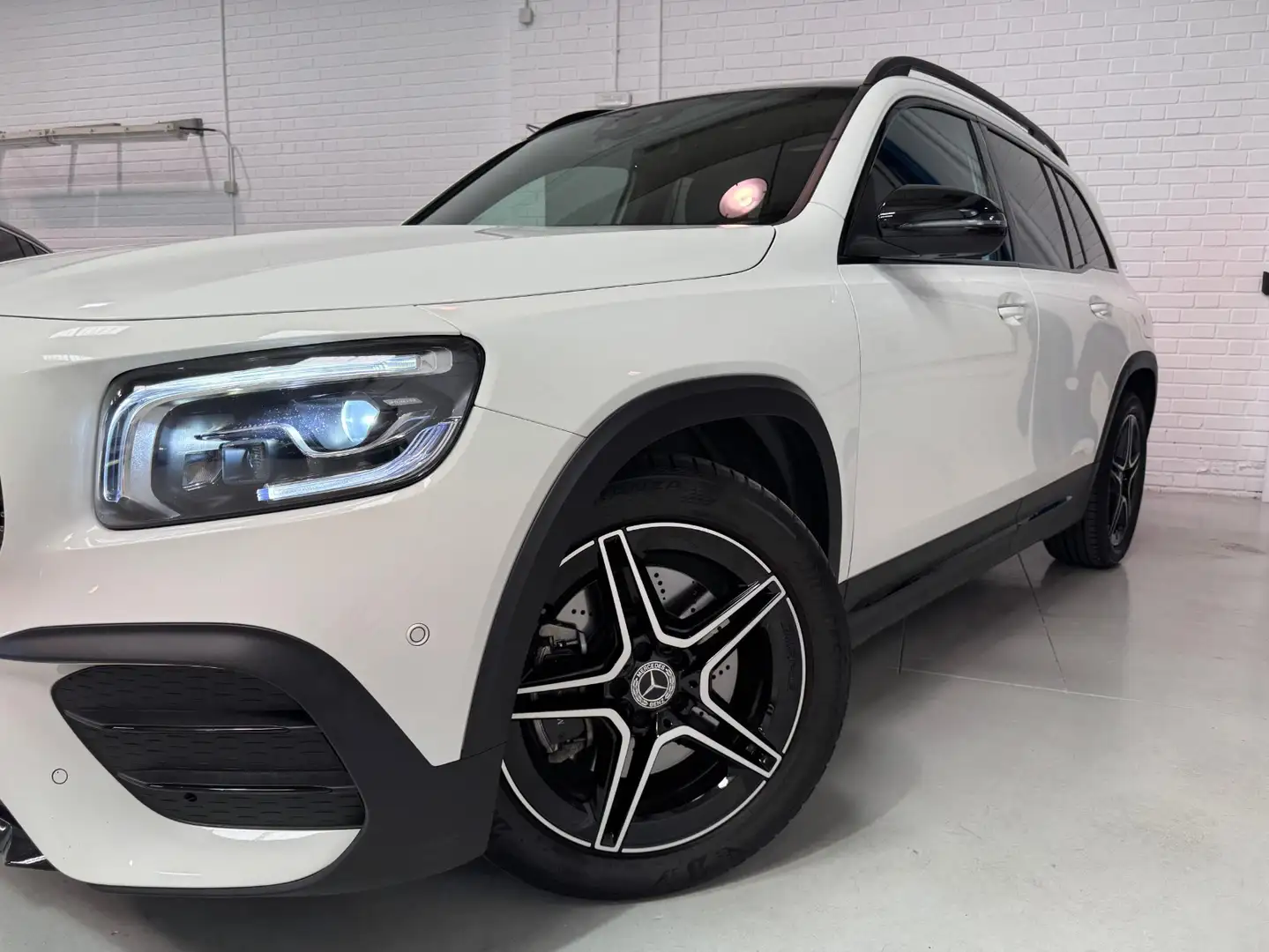 Mercedes-Benz GLB 220 220d 4Matic 8G-DCT Blanc - 2