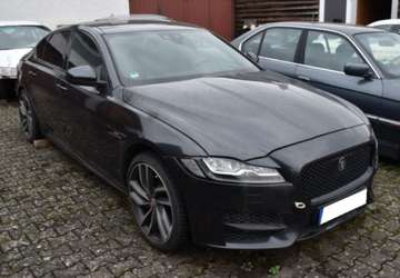 R-Sport 3,0d Black Pack acc Motorschaden