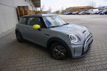 Mini Cooper SE Navi SHZ LED ACC 1.Hd mtl. 149.-