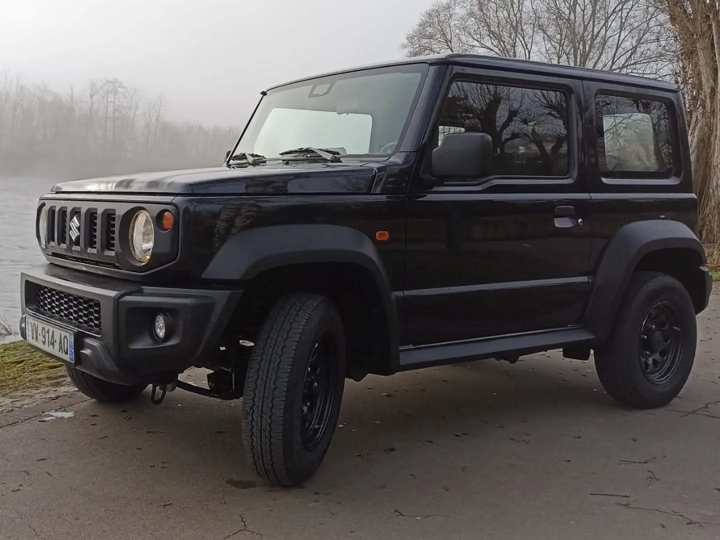 Suzuki Jimny 1.5 GL Zwart - 2