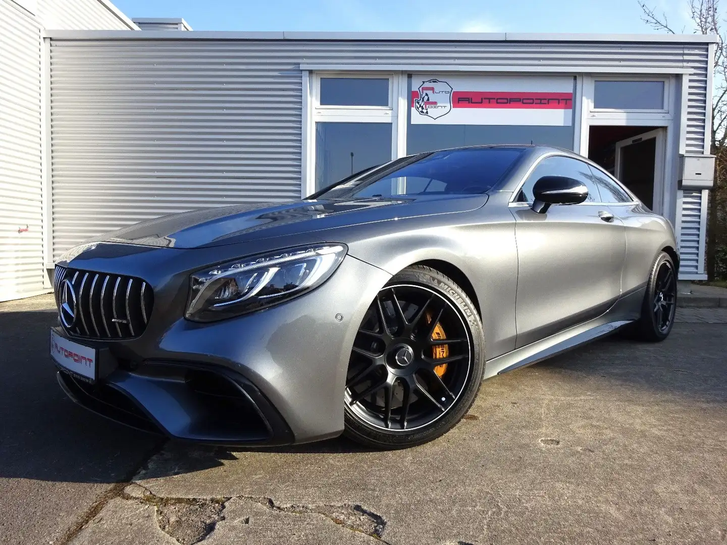 Mercedes-Benz S 63 AMG Coupe 4Matic+ AMG DRIVER´S PACK PERFORM Grau - 1