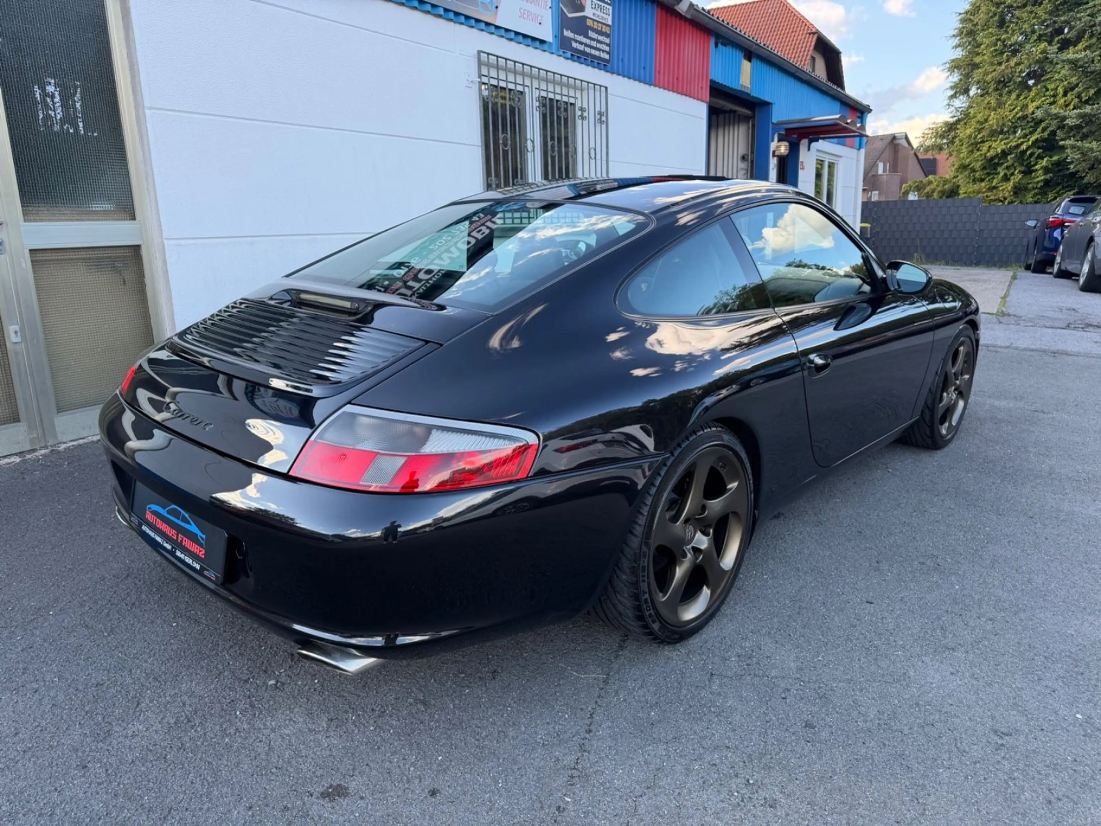 Porsche 996 Carrera Coupé — photo 5
