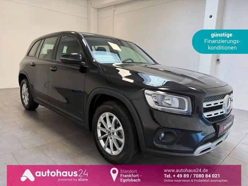 MERCEDES-BENZ Glb