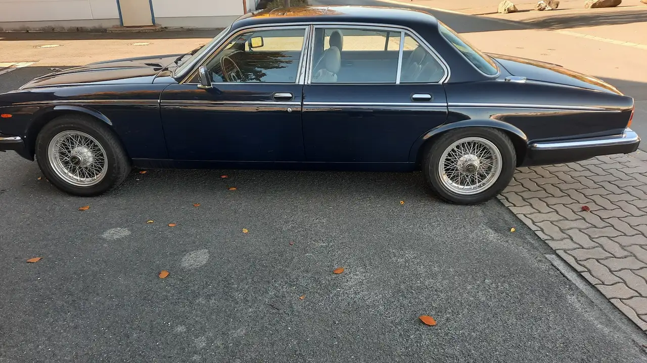 Jaguar XJ V12 Automatik, foto 2