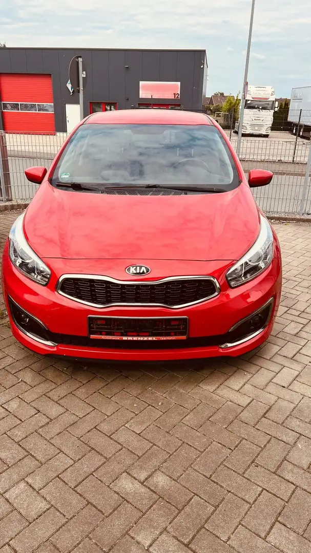 Kia Ceed / cee'd Ceed Diesel 1.6 CRDi 136 ISG Dream Team Edition Piros - 1