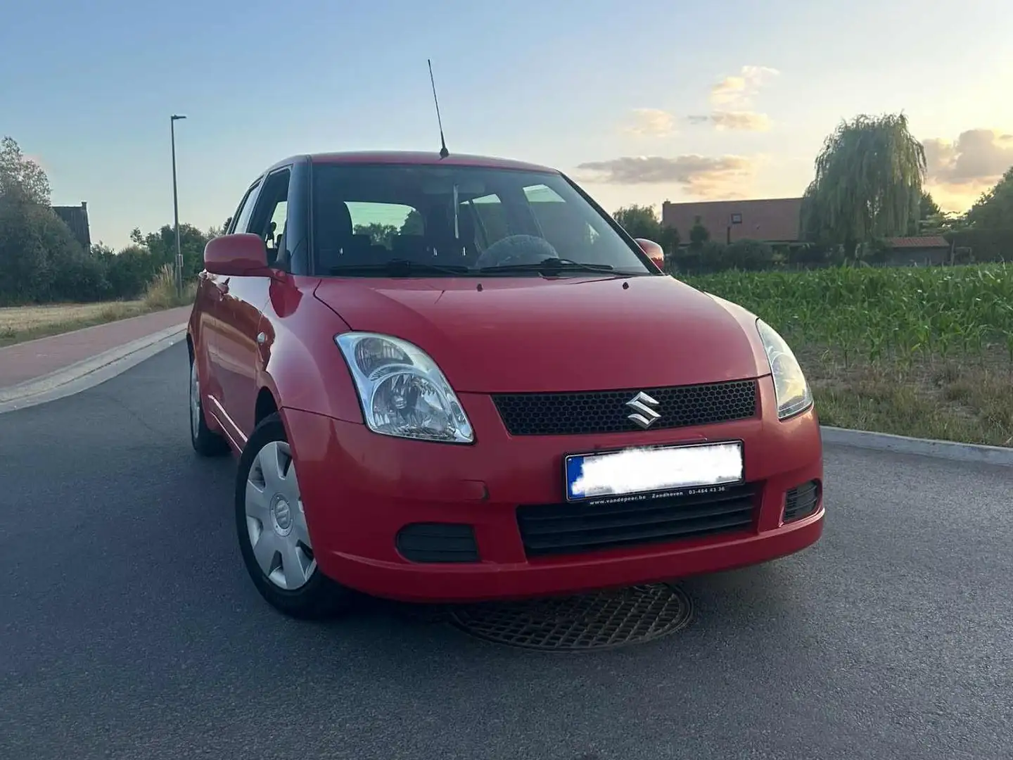 Suzuki Swift Swift 1.3 Club Rouge - 1