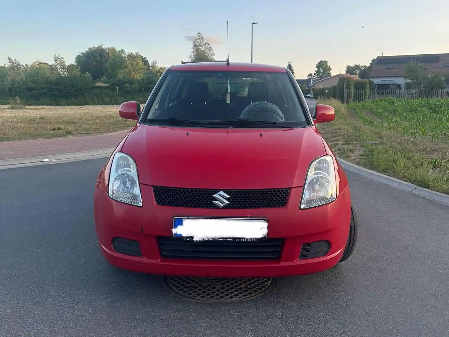 Suzuki Swift Swift 1.3 Club Rouge - 2