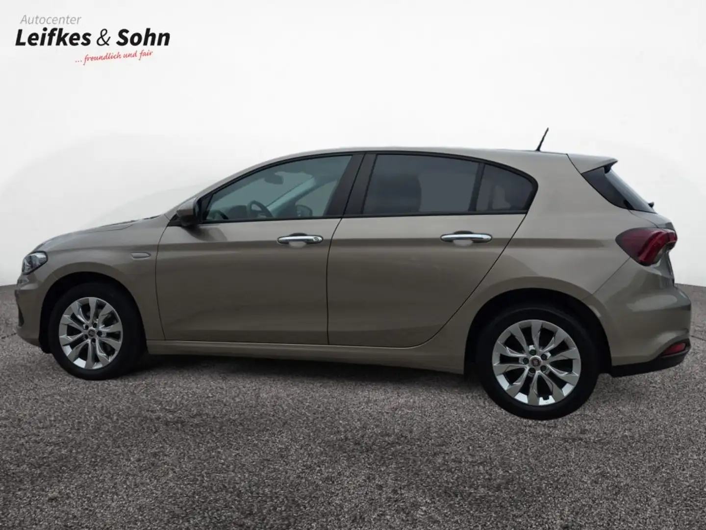Fiat Tipo 1.4 16V Pop Grijs - 2
