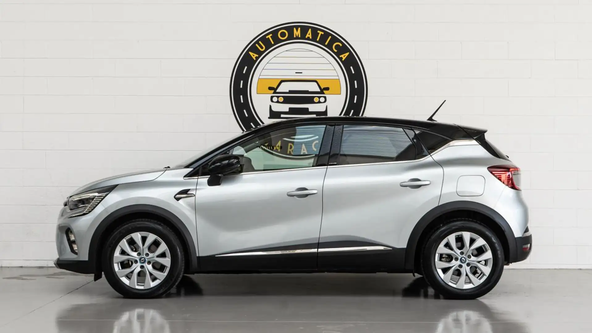 Renault Captur Plug-in Hybrid E-Tech IVA ESPO NEOPATENTATI Grigio - 2