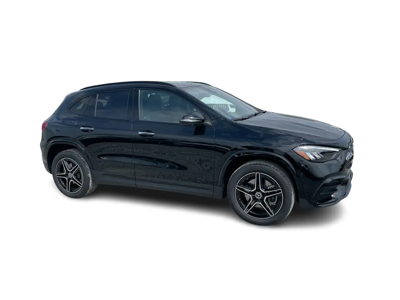 Mercedes-Benz GLA снимка Mercedes-Benz GLA