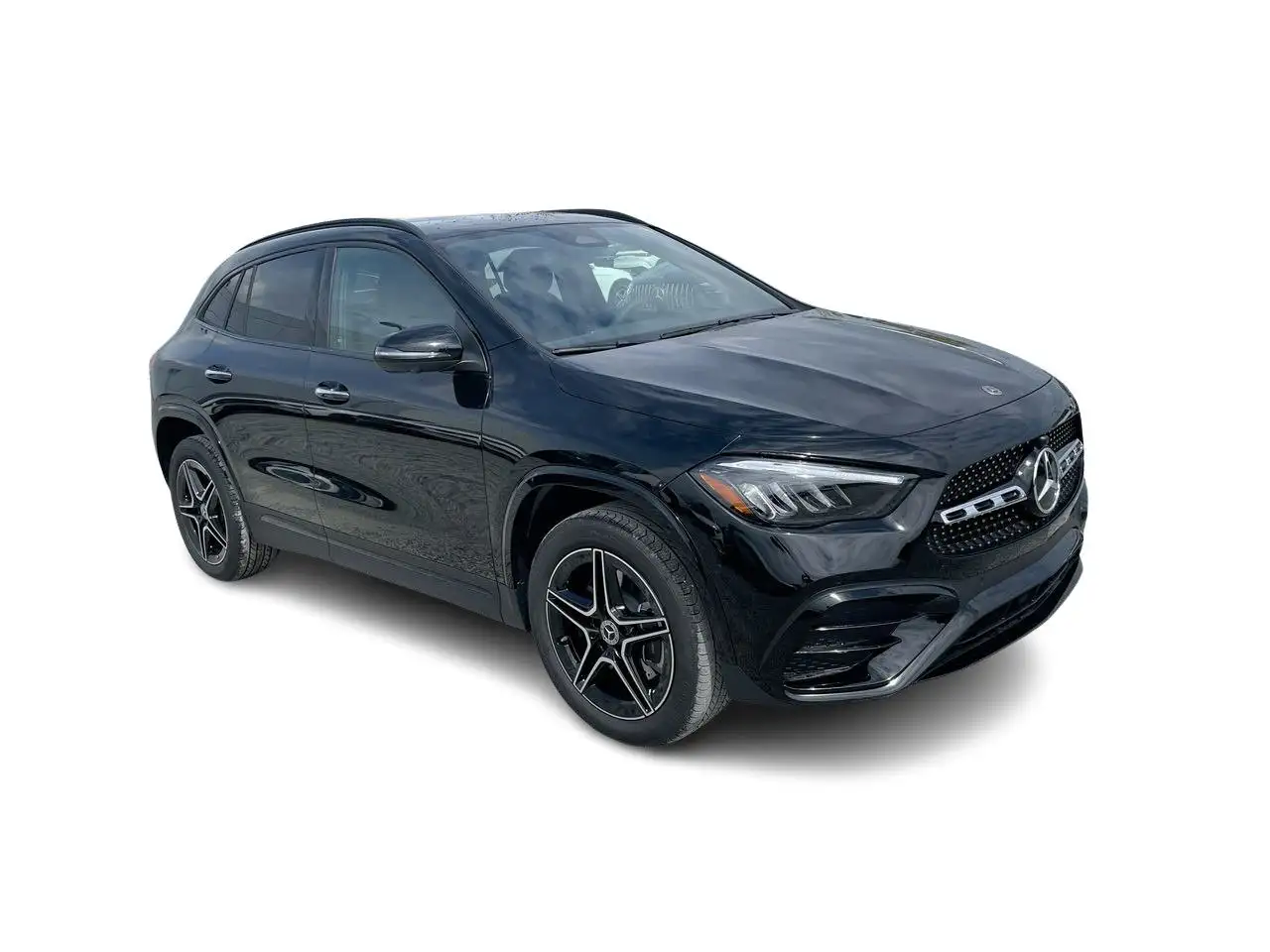 Mercedes-Benz GLA снимка Mercedes-Benz GLA