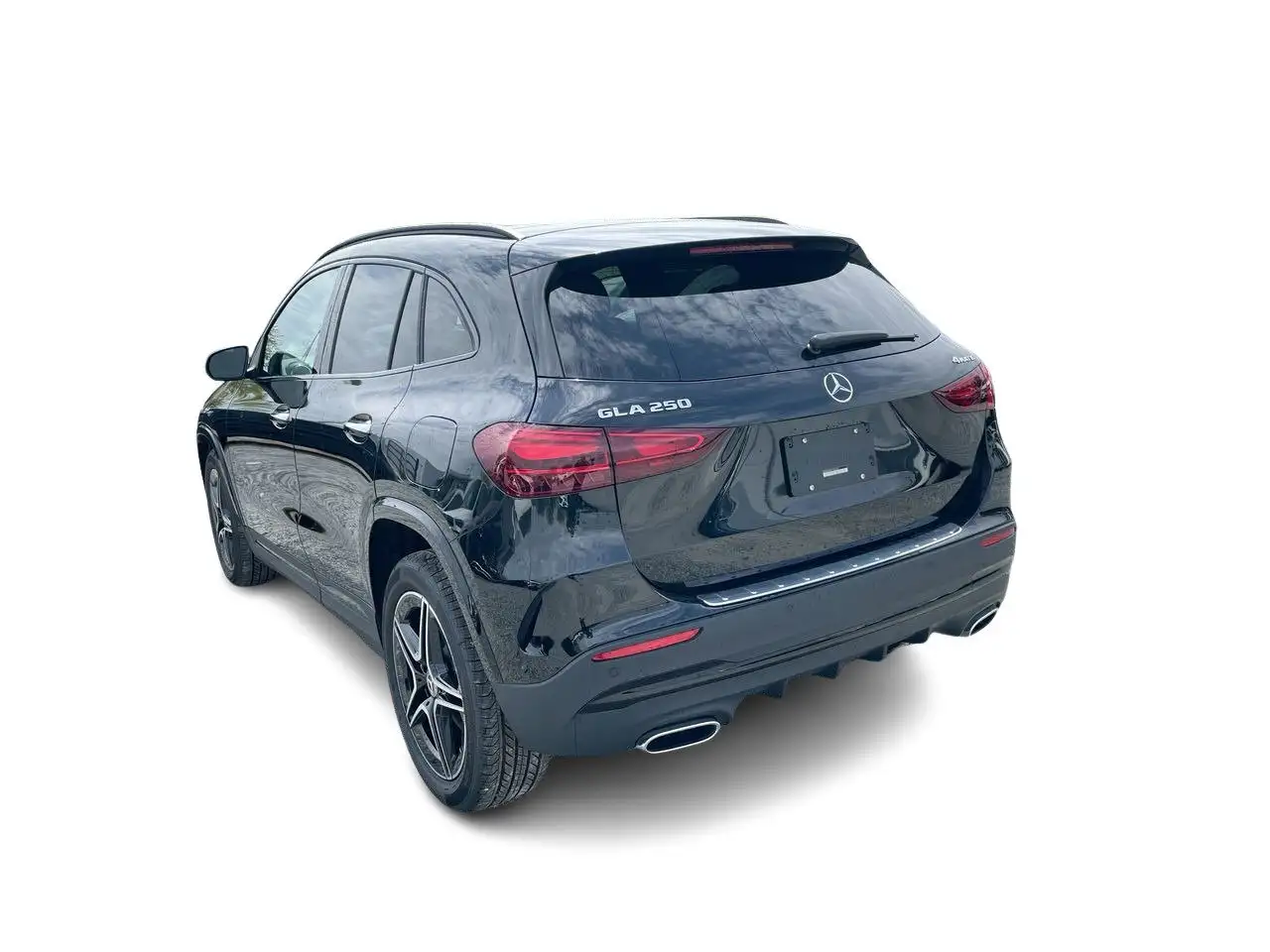 Mercedes-Benz GLA снимка Mercedes-Benz GLA