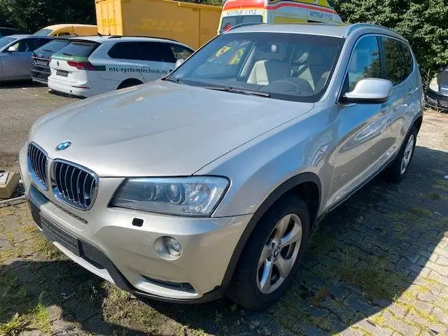 BMW X3 xDrive 20 d*LEDER*PANORAMA*XENON*HAGELSCHADEN