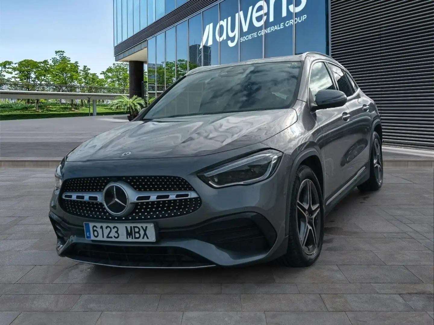 Mercedes-Benz GLA 220 220d 4Matic 8G-DCT Noir - 1