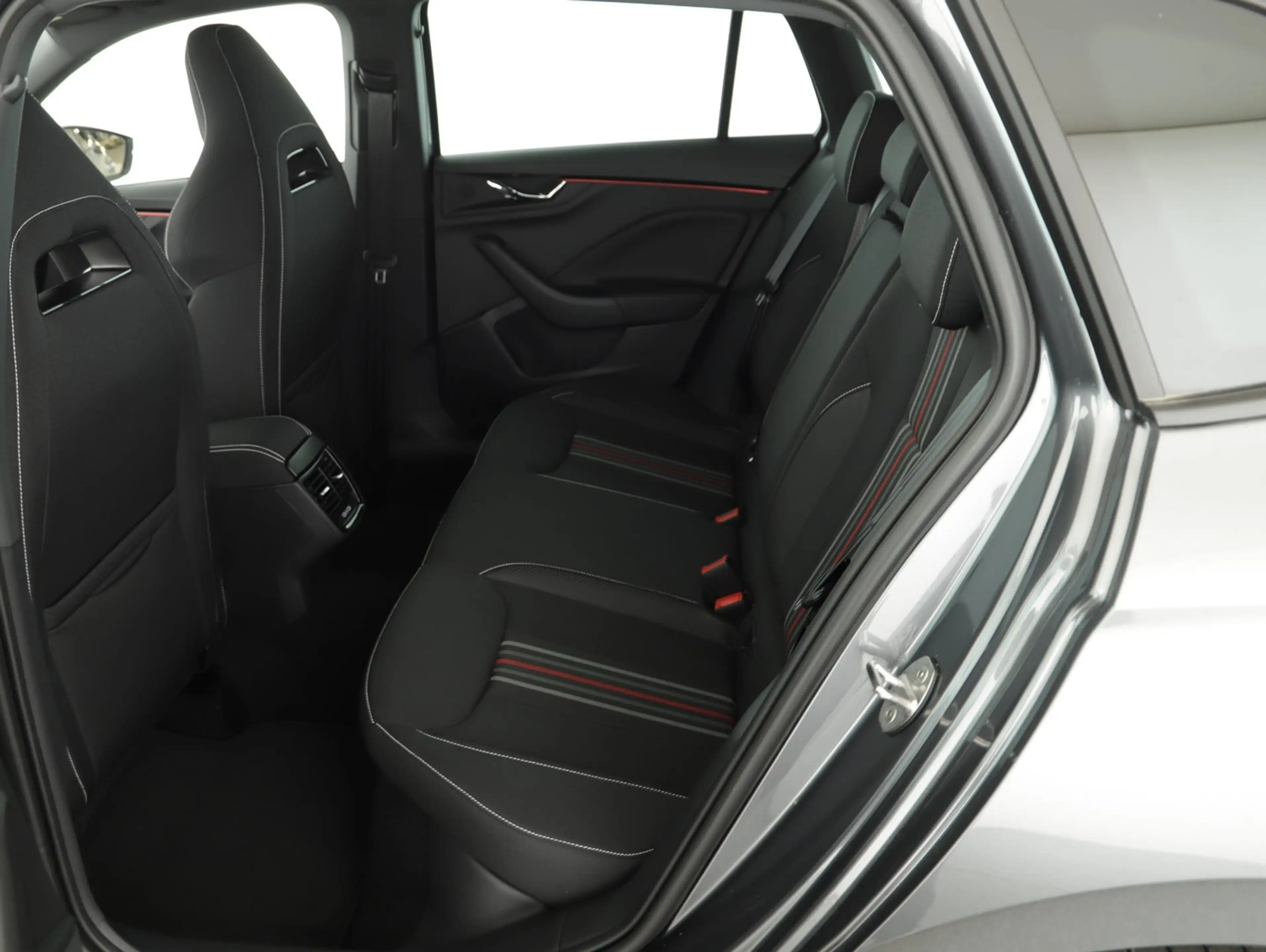 Skoda Scala Monte Carlo TSI DSG — photo 10