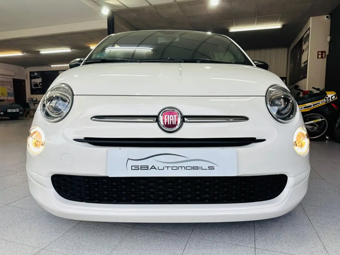 Fiat 500 1.0 Hybrid Cult 52kW Beige - 2