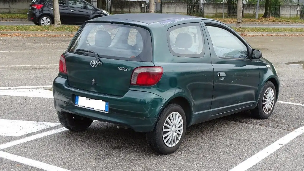 Toyota Yaris 1.0i 16V, 68 cv, cat 3 porte.., foto 7