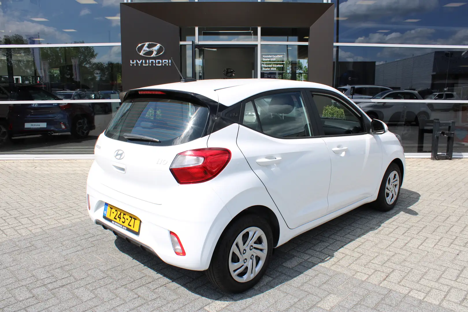 Hyundai i10 1.0 Comfort | Airco | Bluetooth | Cruise Control | Wit - 2