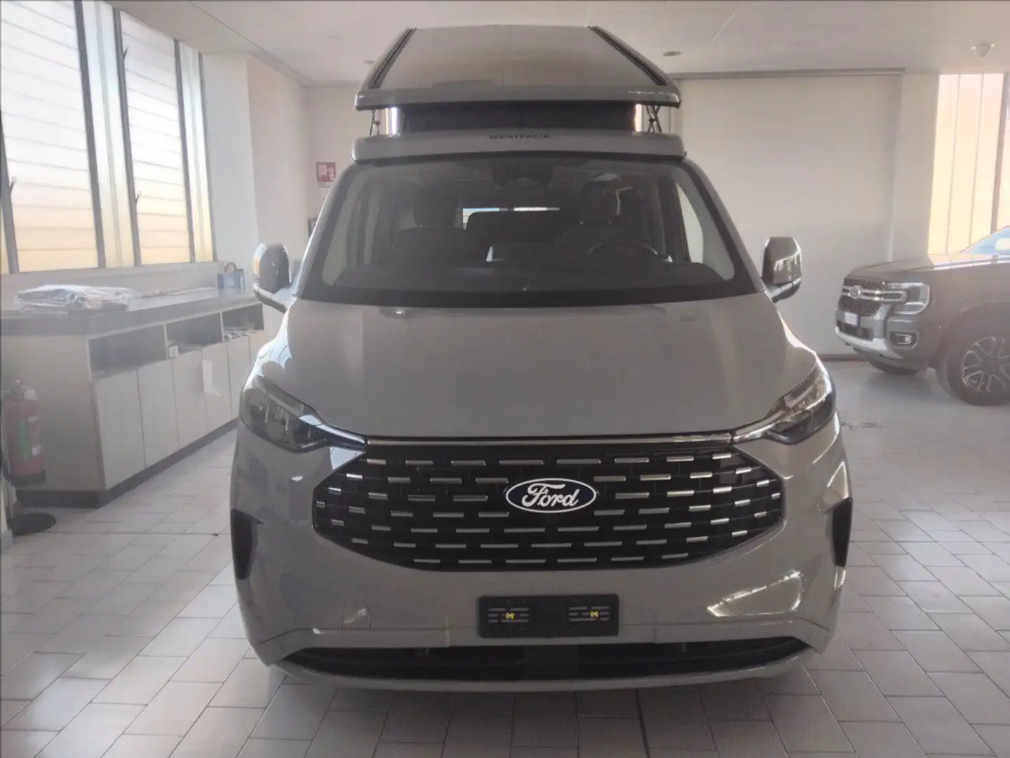 Ford Nugget V710 320 L1H1 M1 Titanium 170cv auto IVA COMPRESA! Gris - 2