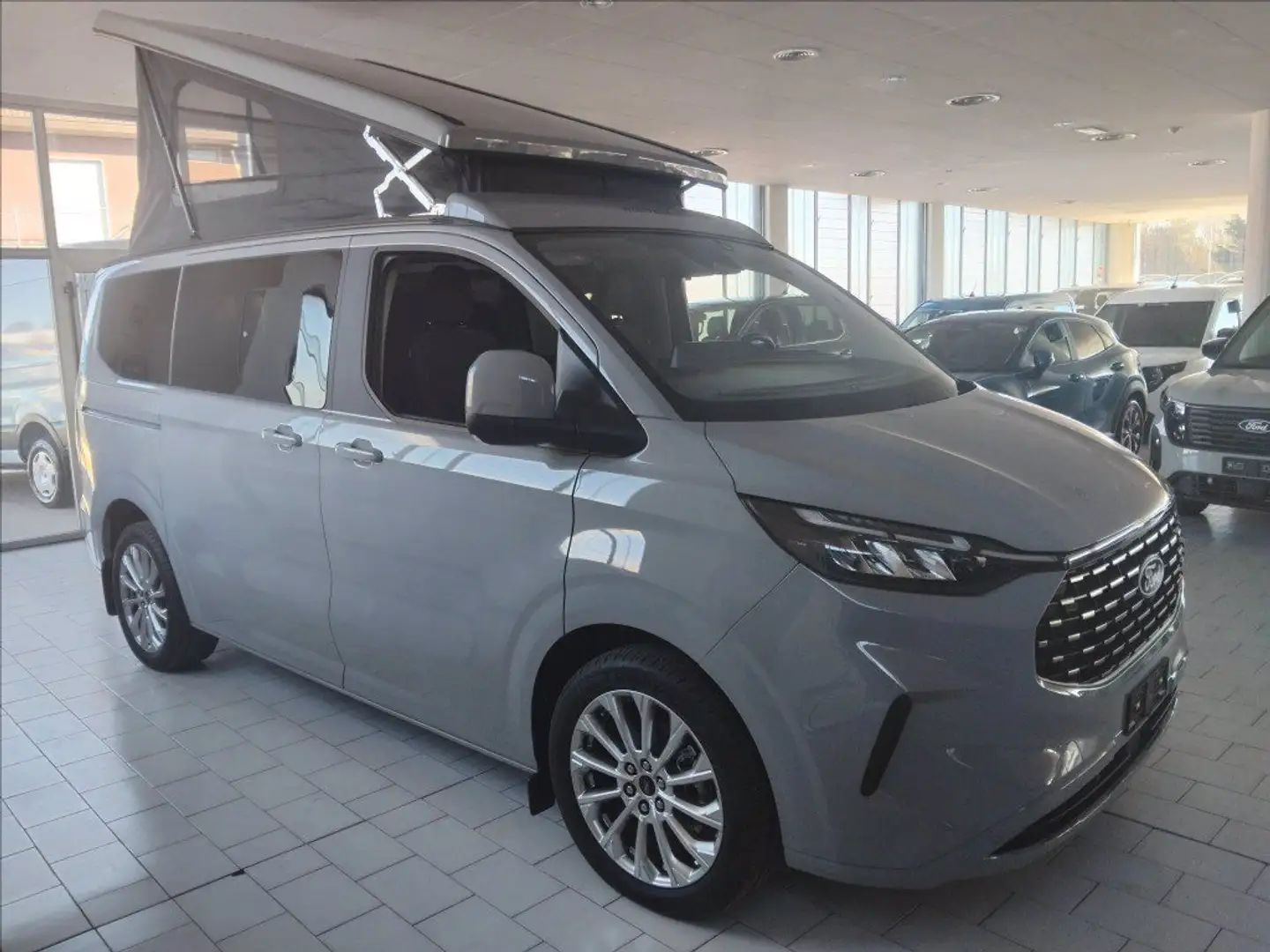 Ford Nugget V710 320 L1H1 M1 Titanium 170cv auto IVA COMPRESA! Gris - 1