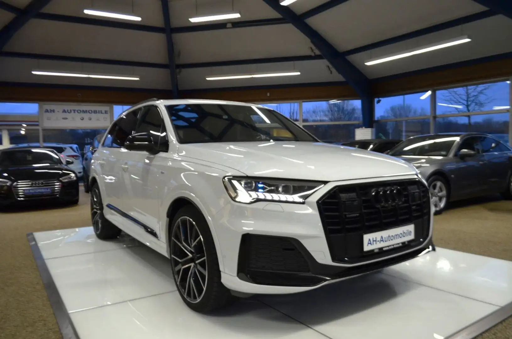 Audi Q7 50 TDI quattro S line XENON / NAVI / HUD /PDC Weiß - 2