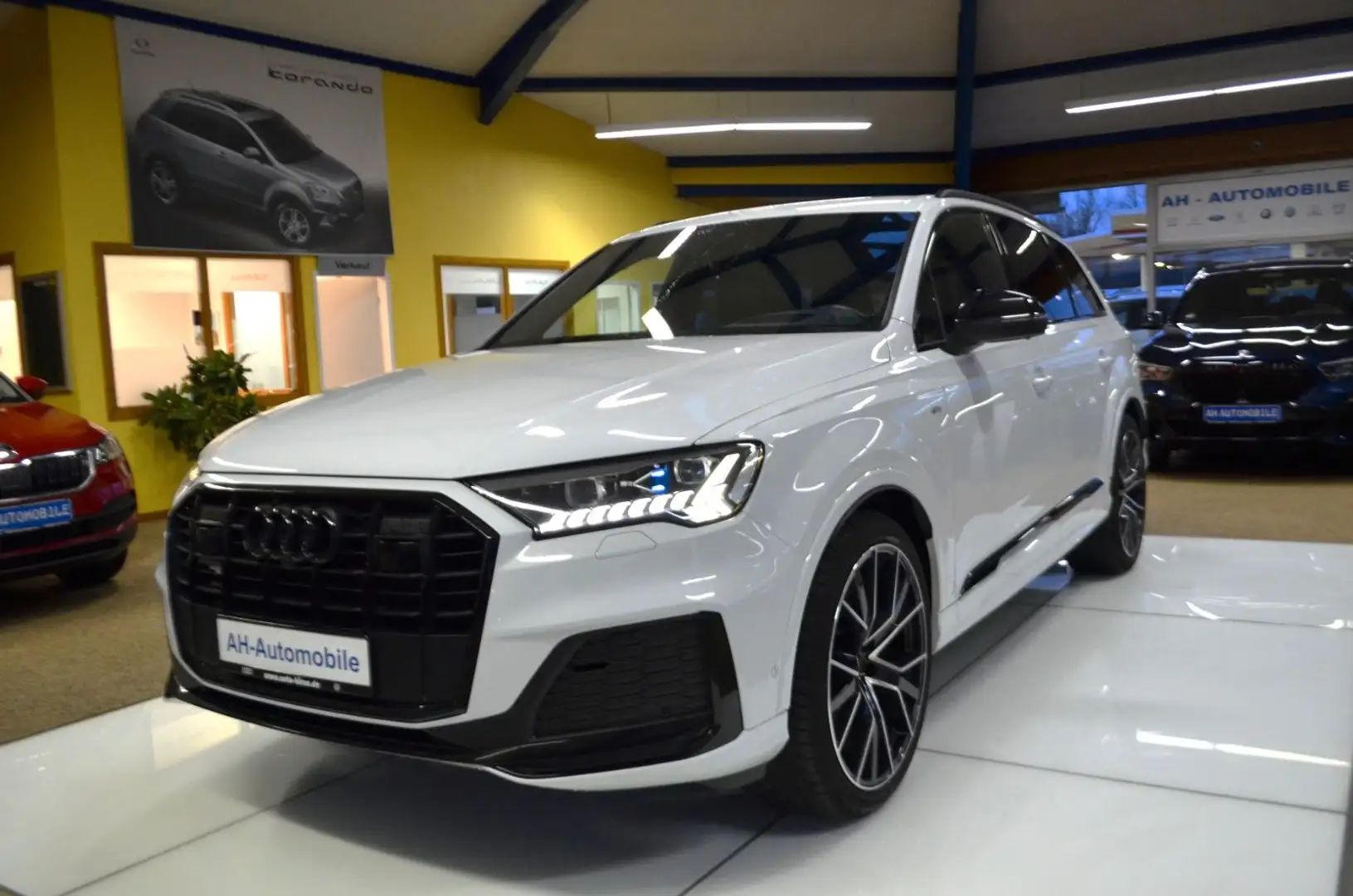 Audi Q7 50 TDI quattro S line XENON / NAVI / HUD /PDC Weiß - 1