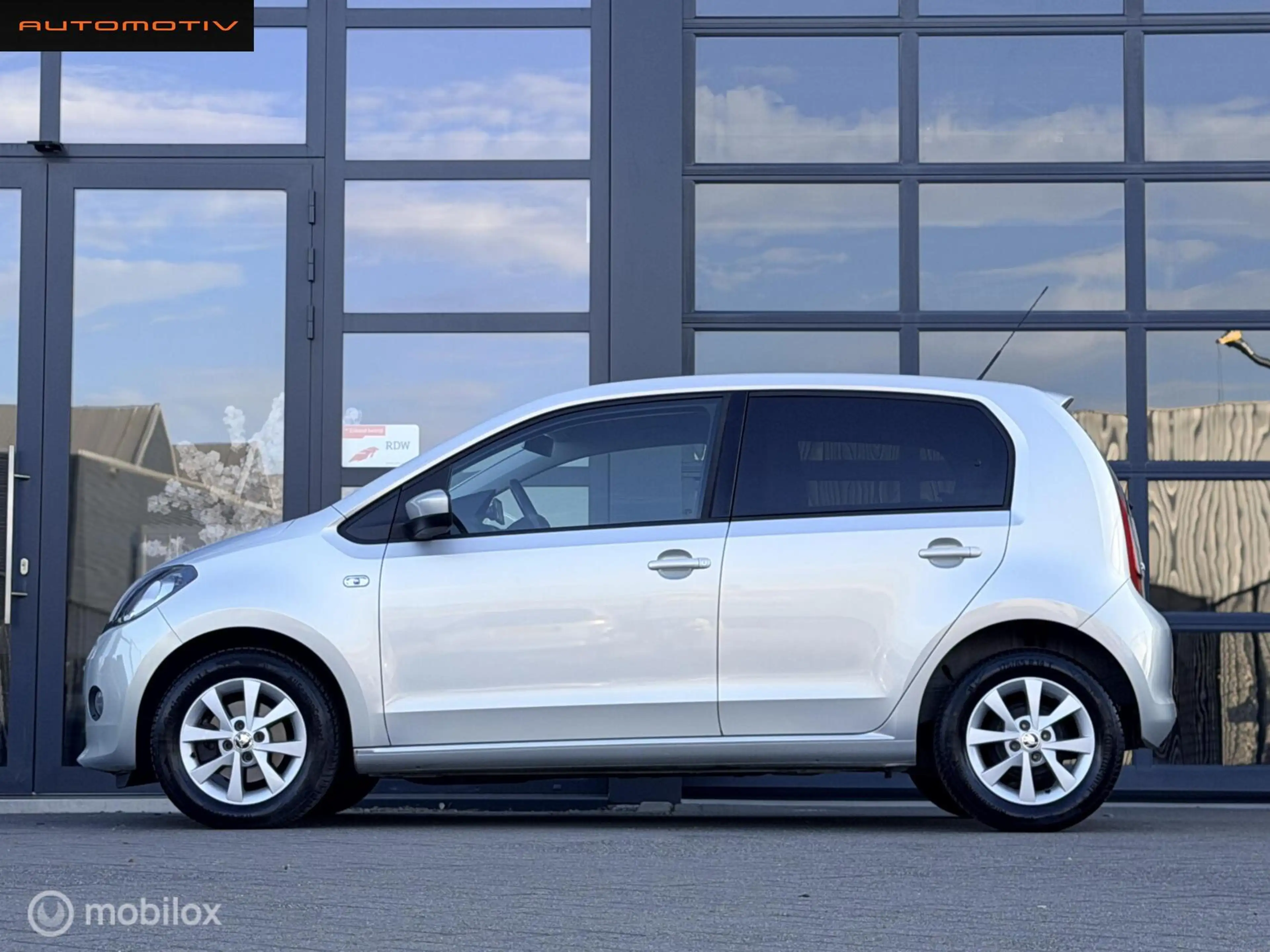 Skoda Citigo 1.0 Elegance UNIEK / AUTOMAAT / CRUISE / NAVI — photo 9