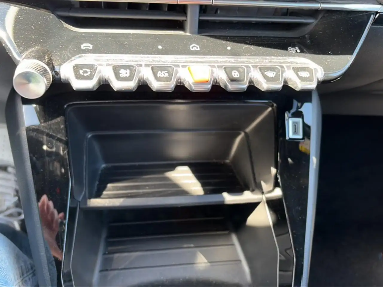 Peugeot 2008 2008 — photo 19