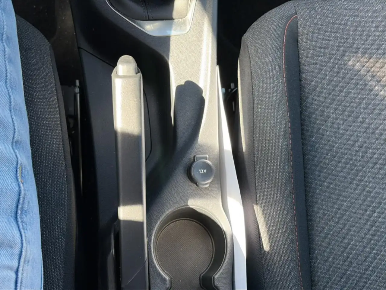 Peugeot 2008 2008 — photo 21