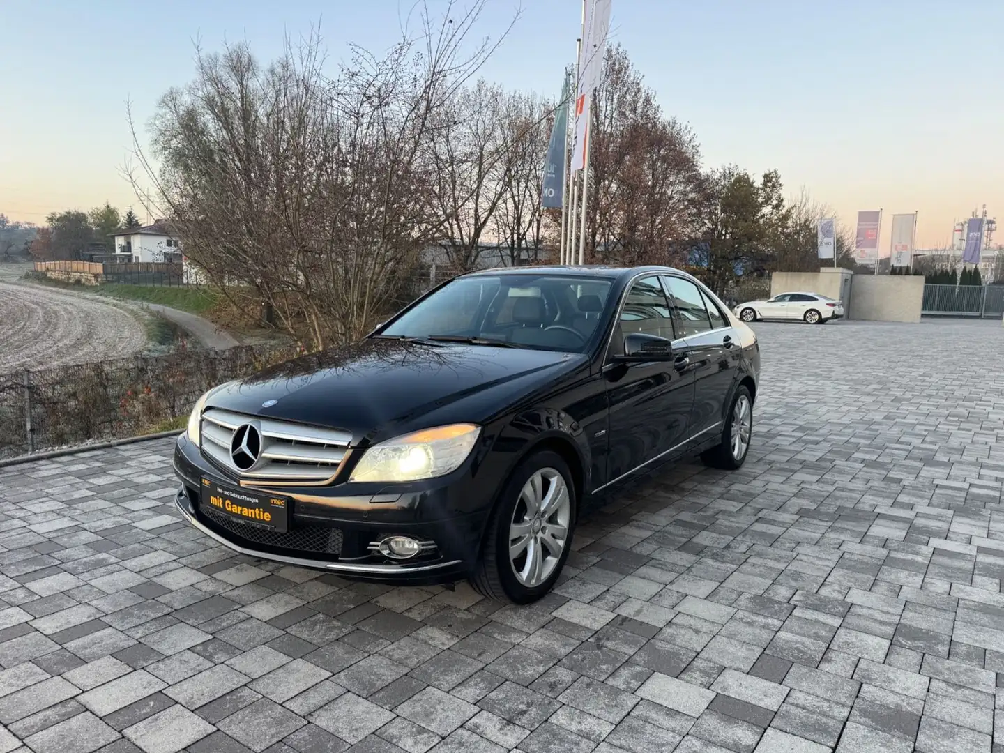 Mercedes-Benz C 250 C Limousine C 250 CDI Euro 5* Tüv Neu* Schwarz - 1