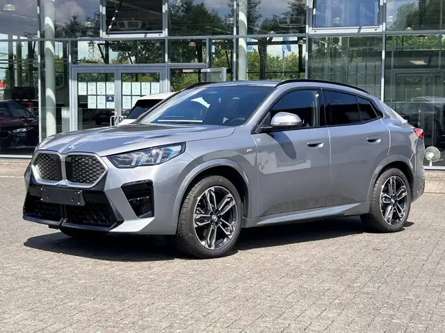 BMW iX2