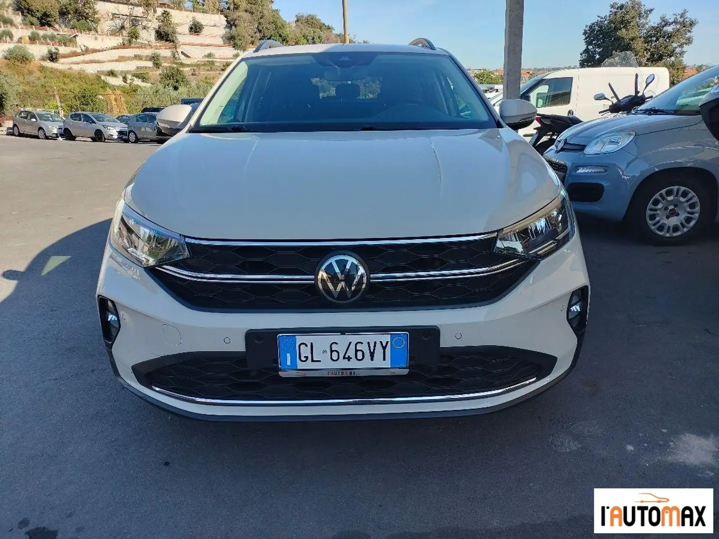 Volkswagen Taigo 1.0 TSI 110 CV DSG Life Beige - 2