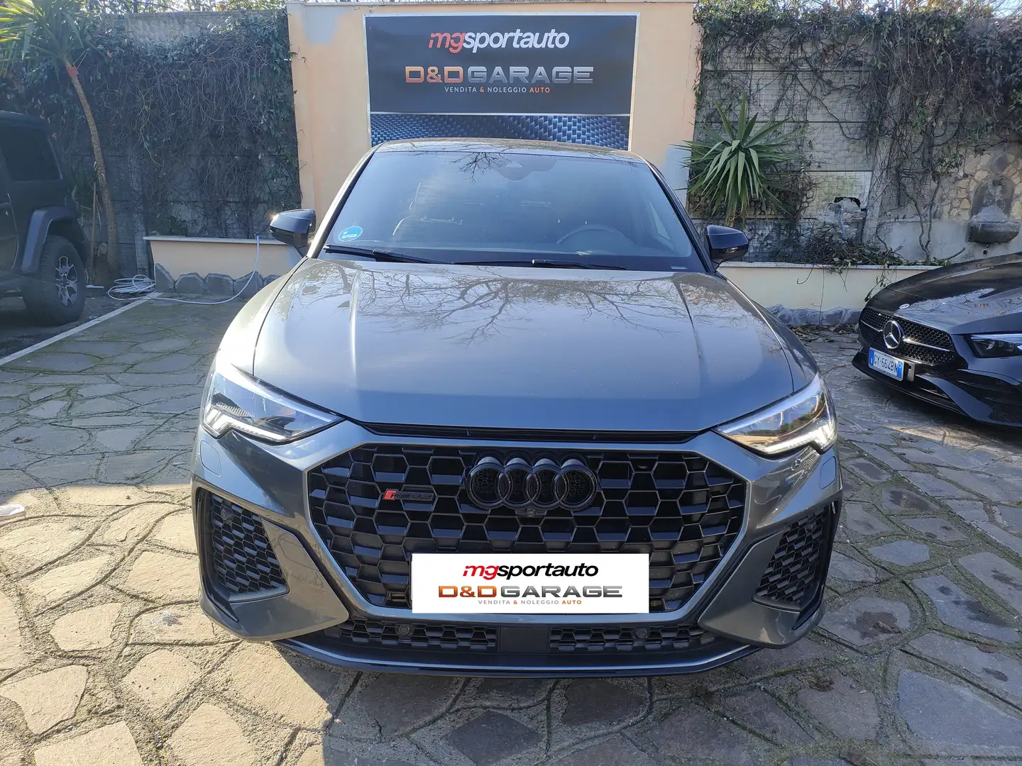 Audi RS Q3 Q3 Sportback RS 2.5 quattro s-tronic Noir - 2