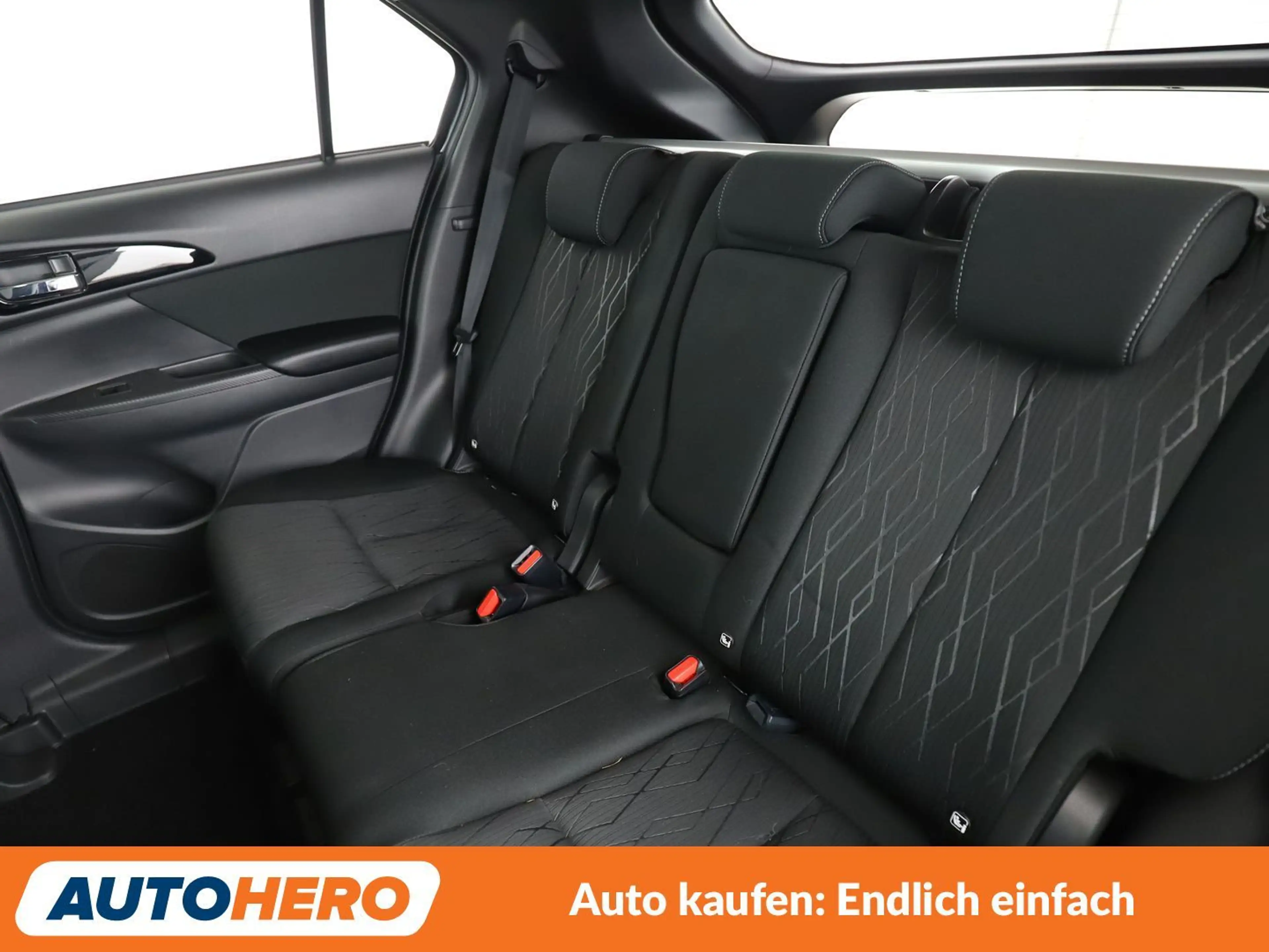 Mitsubishi Eclipse Cross 1.5 T-MIVEC Plus 2WD*SPUR*HEADUP*PDC*SHZ*KLIMA* — photo 14