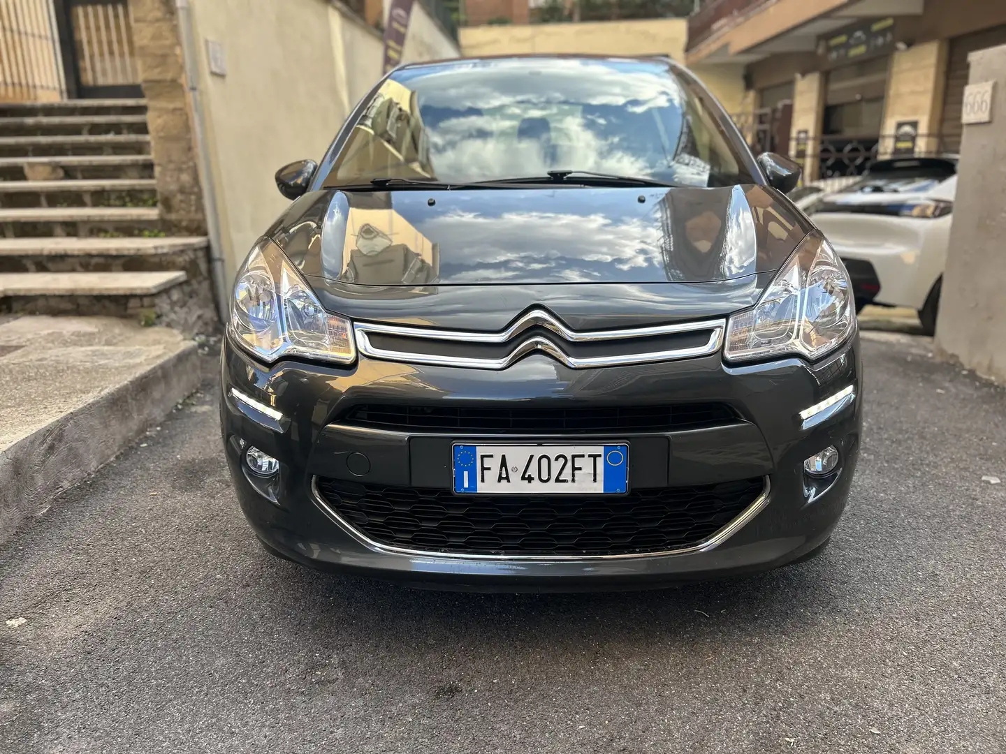 Citroen C3 C3 II 2009 1.6 bluehdi Exclusive 75cv Grijs - 1