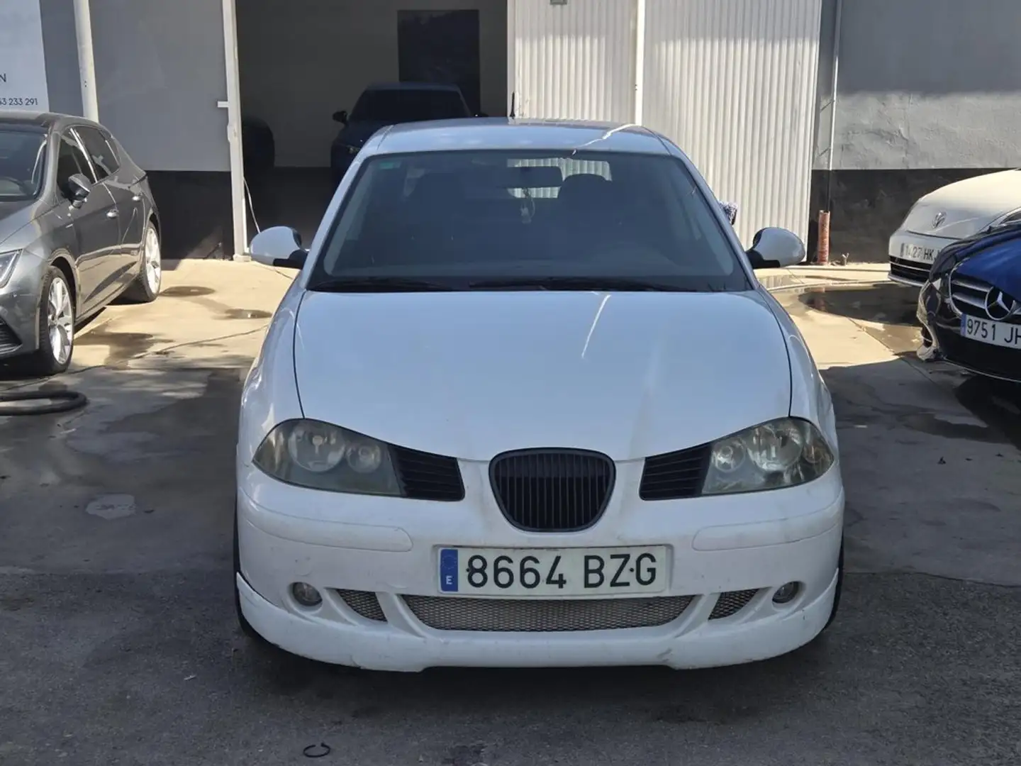 SEAT Ibiza 1.9 TDi Signo-a 110 Blanc - 2