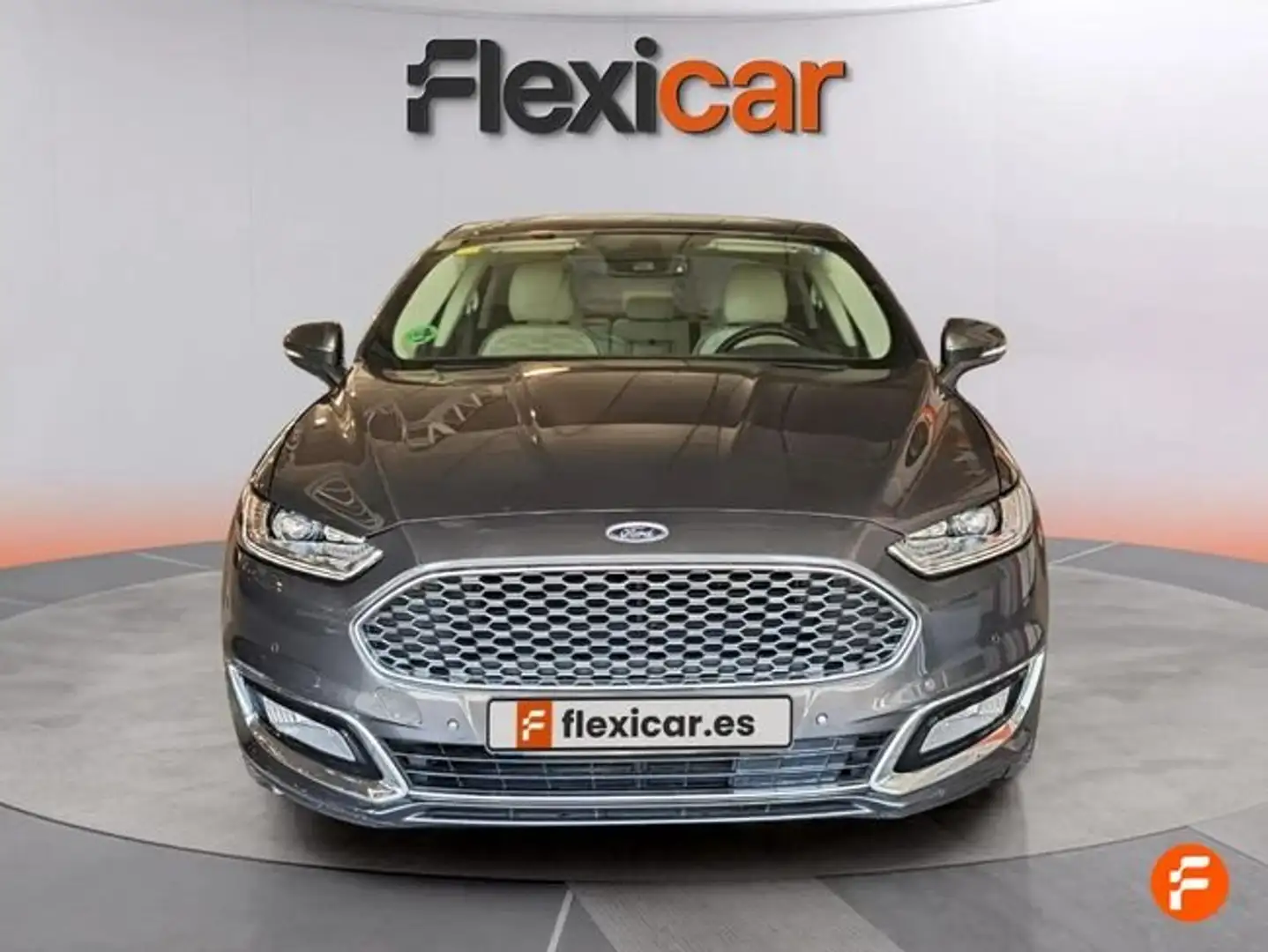 Ford Mondeo 2.0 EcoBoost 240CV Auto Vignale Sedán Gris - 2