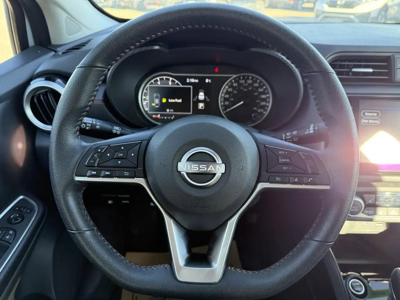 Nissan Versa снимка Nissan Versa