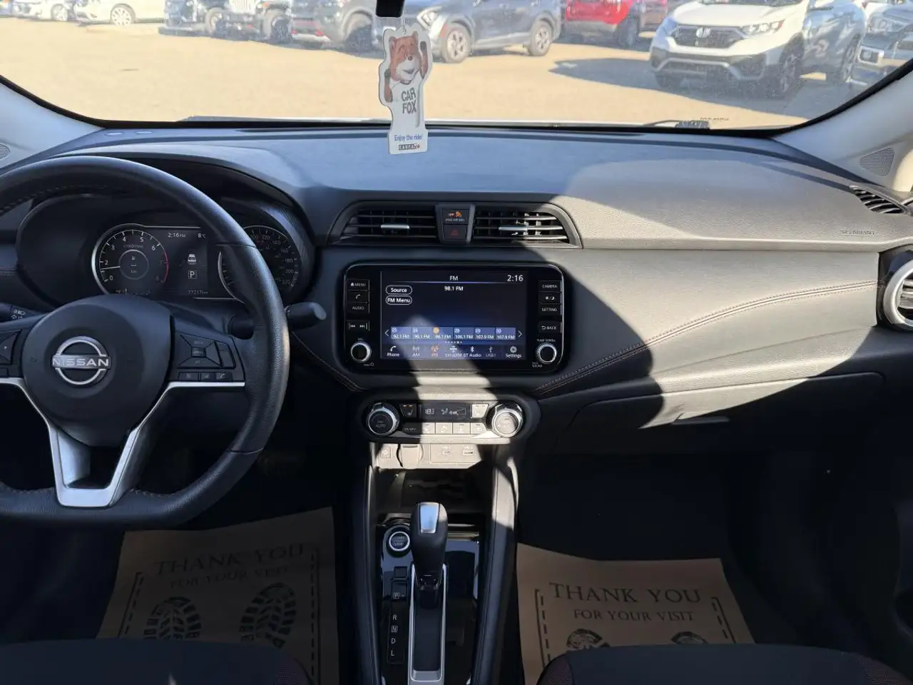 Nissan Versa снимка Nissan Versa