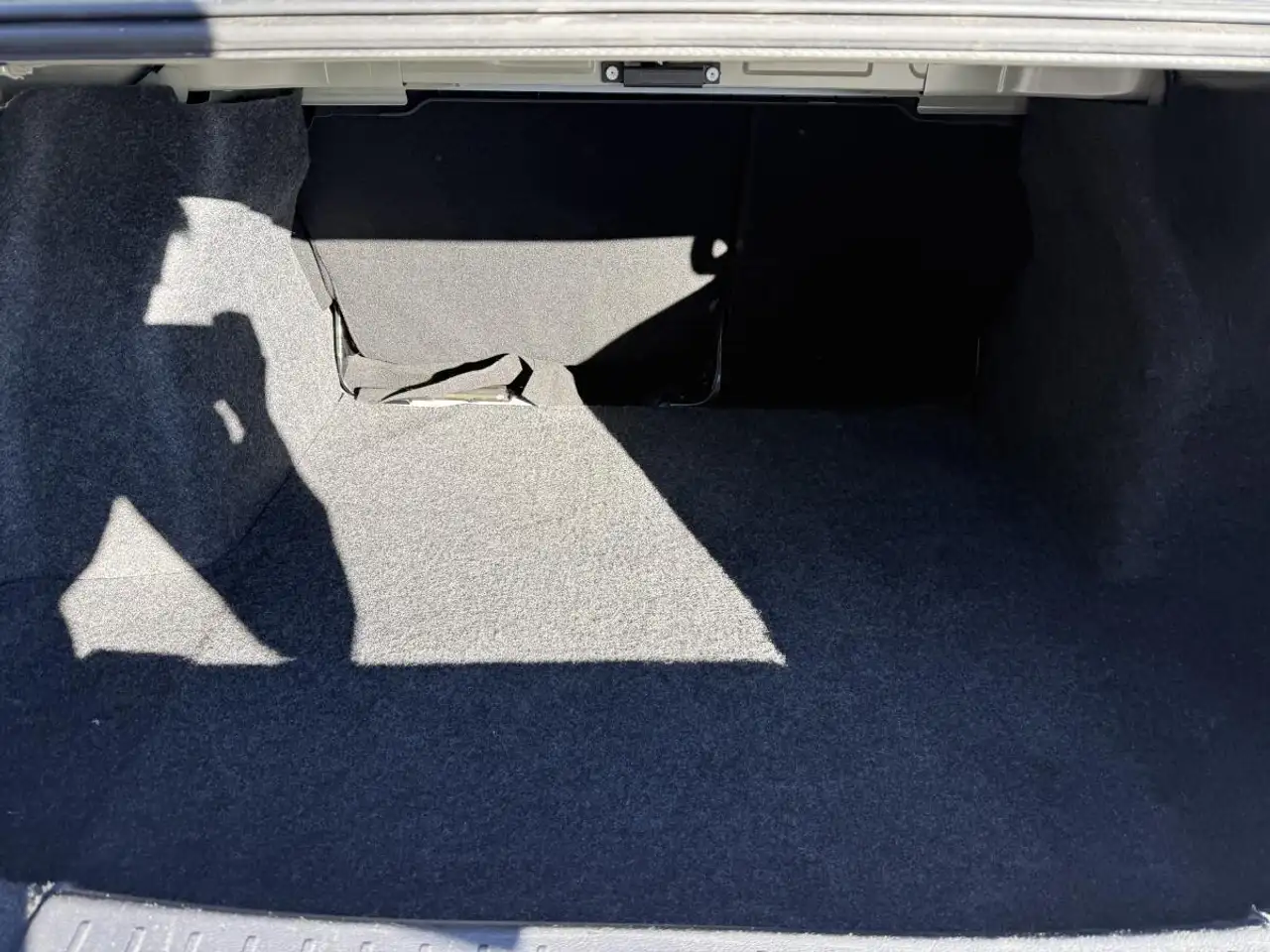 Nissan Versa снимка Nissan Versa