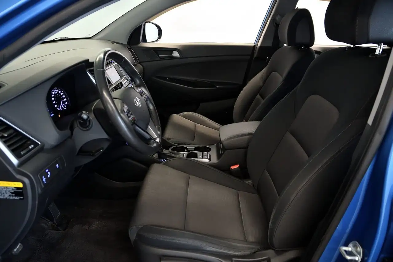Hyundai TUCSON снимка Hyundai TUCSON