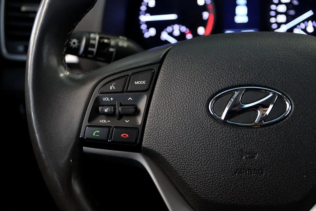 Hyundai TUCSON снимка Hyundai TUCSON