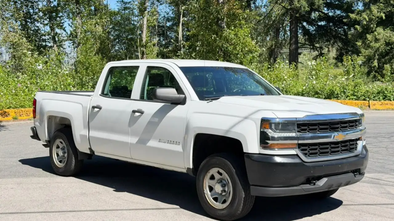 Chevrolet Silverado 1500 снимка Chevrolet Silverado 1500