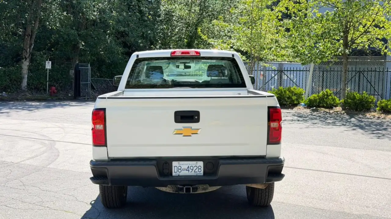 Chevrolet Silverado 1500 снимка Chevrolet Silverado 1500