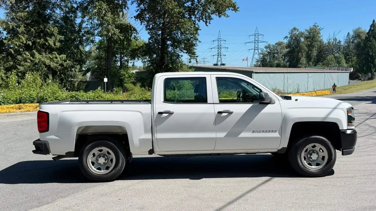 Chevrolet Silverado 1500 снимка Chevrolet Silverado 1500